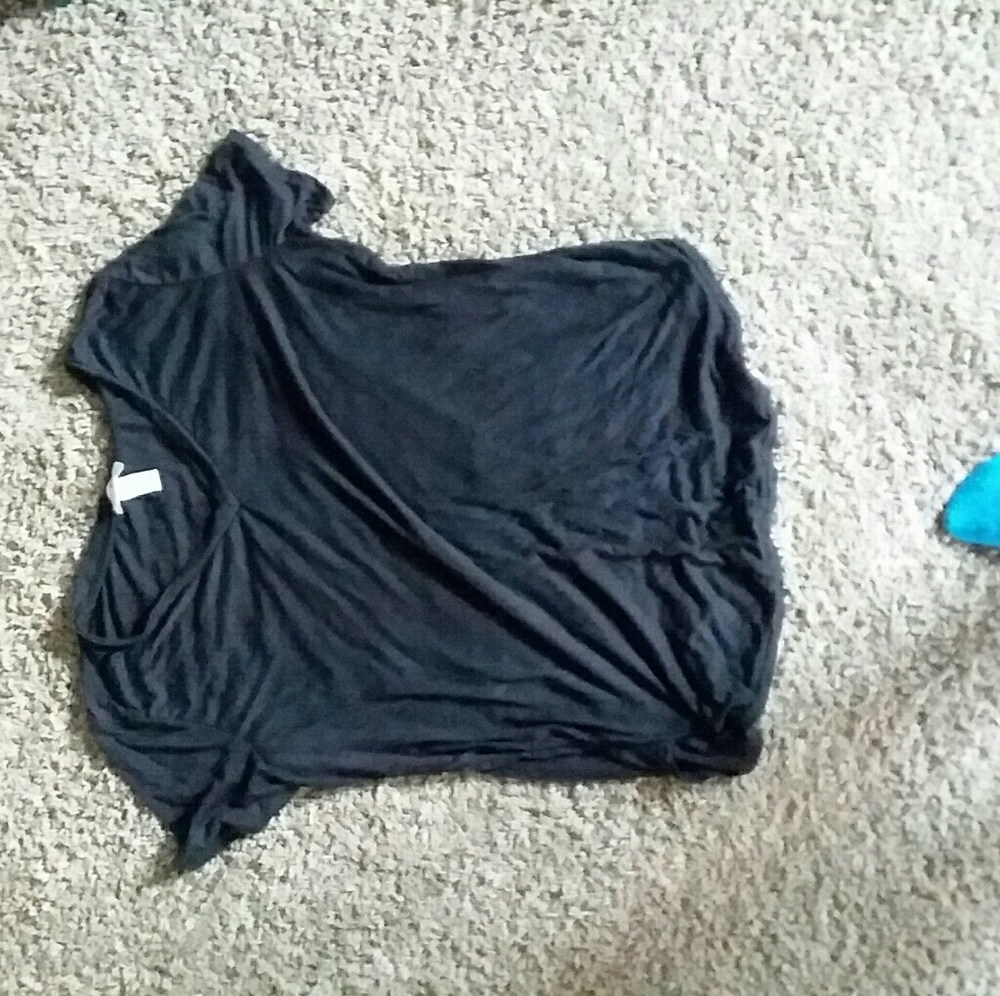 Black sleep v-neck tee